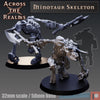 Skelett-Minotaurus / Minotaur Skeleton
